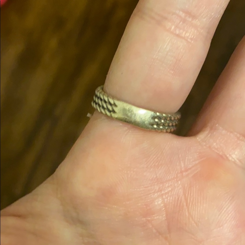 Ring - Picture 2 of 3